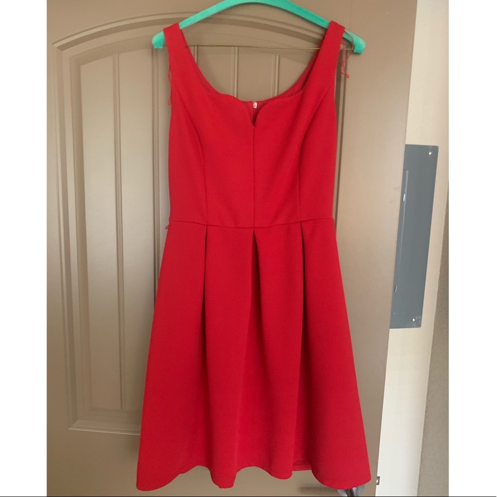 Covington Red Cocktail Dress 💃